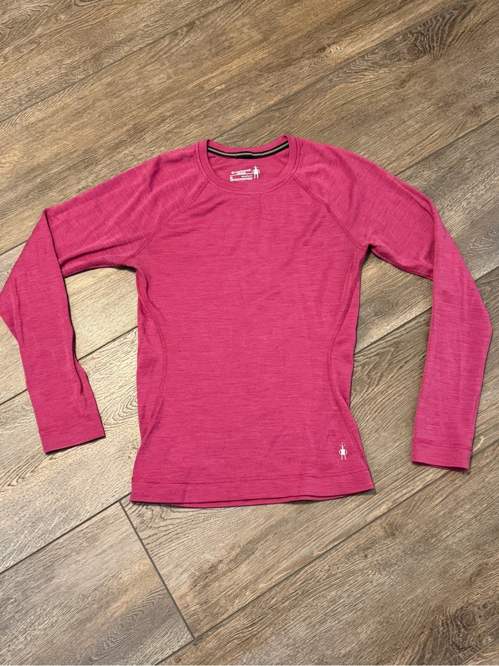 Smartwool Women's Long-Sleeve Merino Crew in Magenta